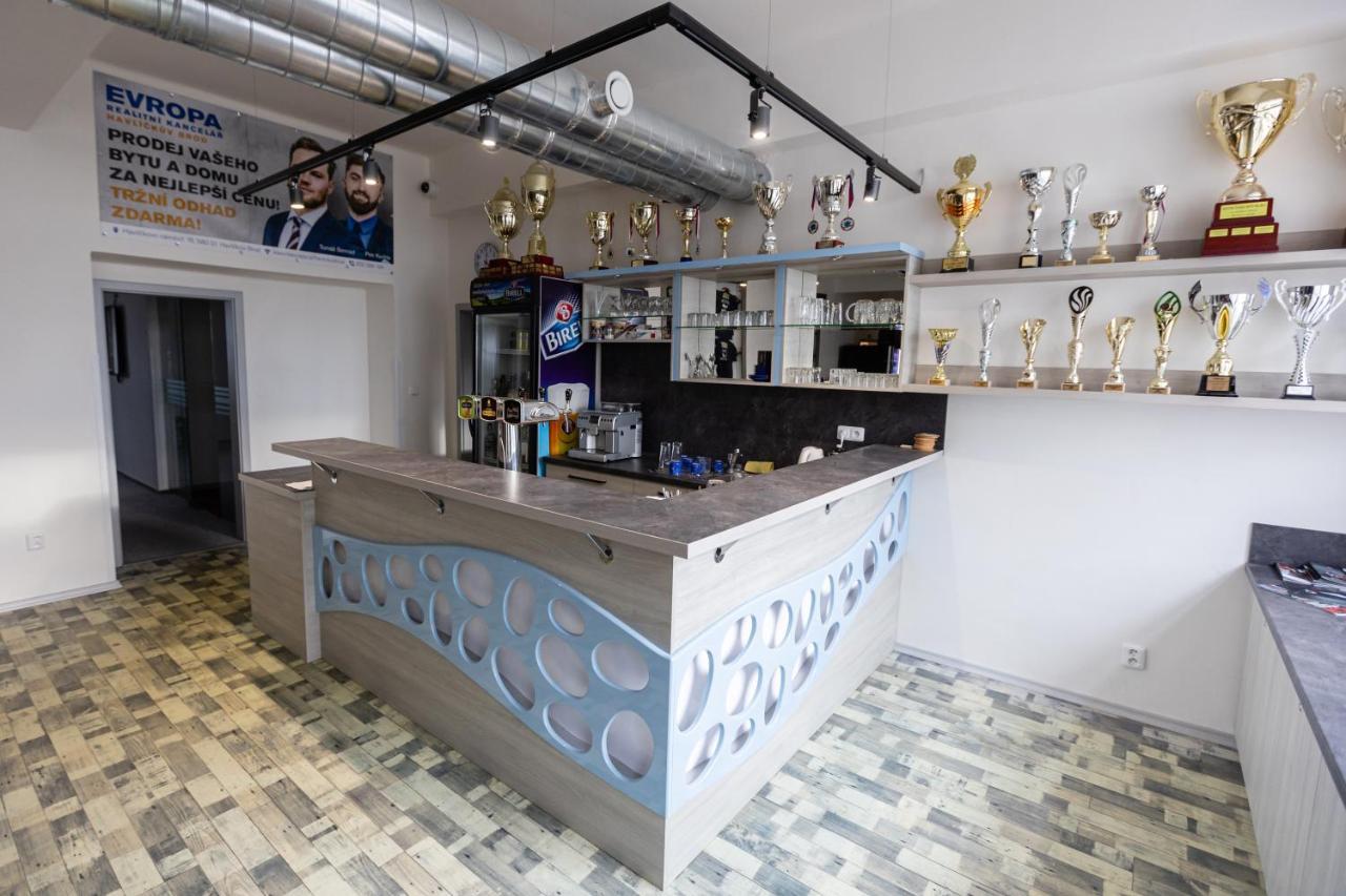 Arena Apartments ハブリーチクーフ・ブロト エクステリア 写真